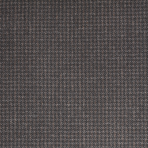 104582
