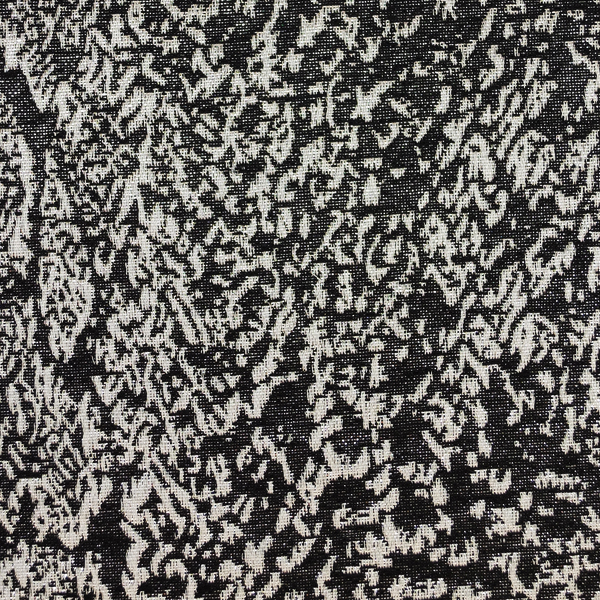 820121