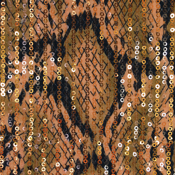 820160